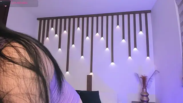 Snapshot of emma_fhox chatting on February 17, 2026, 2:20 am emma fhox online show from February 17, 2026, 2:20 am