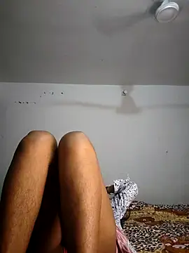 cute radhikaa online show from April 16, 2026, 8:20 pm