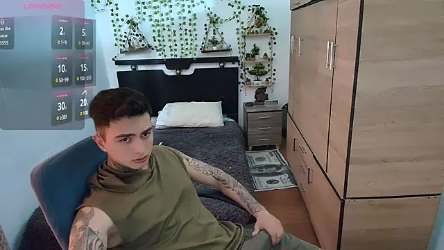 santii ss online show from April 25, 2026, 4:04 pm