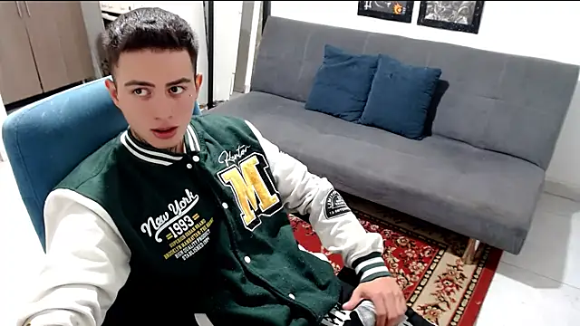 santii ss online show from December 22, 2025, 3:34 pm