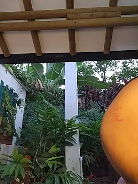 Snapshot of Yessica_Lopezz chatting on February 10, 2026, 11:20 am Yessica Lopezz online show from February 10, 2026, 11:20 am