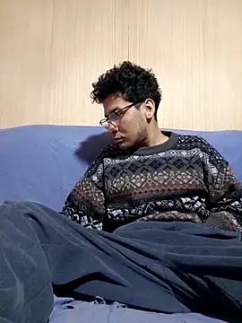 LecheDeSoya666 online show from October 17, 2025, 2:48 am