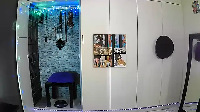 BaDSubMiss online show from November 25, 2025, 4:35 am