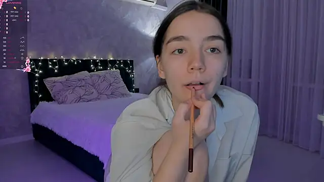 sweete chantal online show from September 22, 2025, 5:08 pm