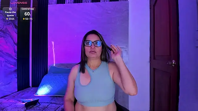 Agatha Pleasure online show from March 6, 2026, 12:11 pm