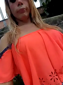 Snapshot of Daliana_Gounbolt chatting on November 5, 2025, 11:46 am Daliana Gounbolt online show from November 5, 2025, 11:46 am