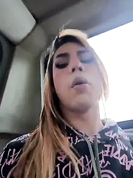 Snapshot of Daliana_Gounbolt chatting on October 23, 2025, 11:42 am Daliana Gounbolt online show from October 23, 2025, 11:42 am