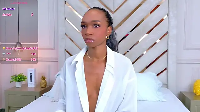 Agatha-Adams online show from October 2, 2025, 2:20 pm