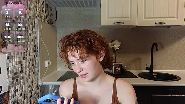 jelly cherry online show from October 13, 2025, 8:21 pm