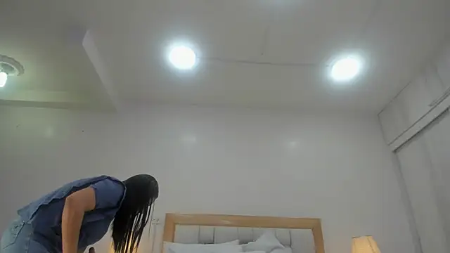 megan rous  online show from February 25, 2026, 3:07 am