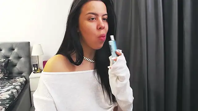 Casiana  online show from February 21, 2026, 6:37 am