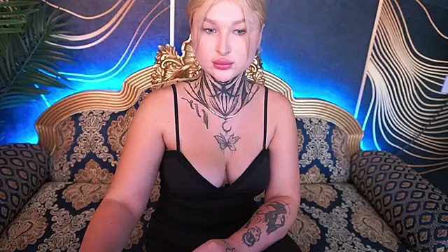 IvyLaurent online show from September 23, 2025, 12:45 pm