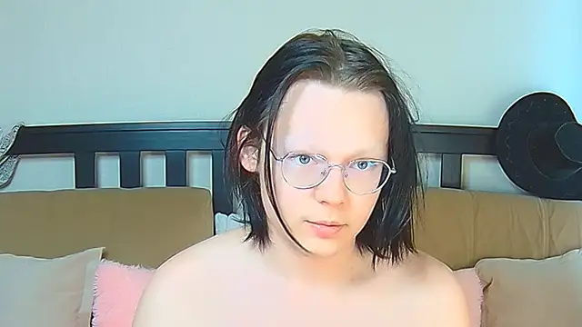 Snapshot of Derek_Carter chatting on May 7, 2026, 12:30 pm Derek Carter online show from May 7, 2026, 12:30 pm