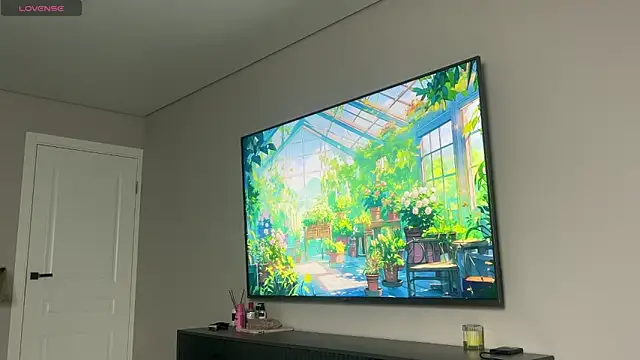 DaniHort online show from October 29, 2025, 7:29 am