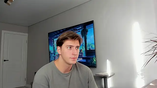 DaniHort online show from March 3, 2026, 8:21 am