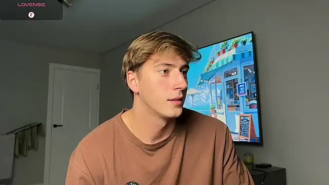 DaniHort online show from October 28, 2025, 7:51 am