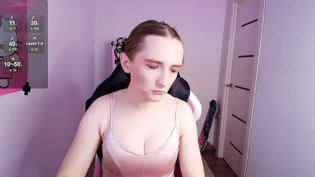 Vi Luxy online show from November 1, 2025, 1:56 am