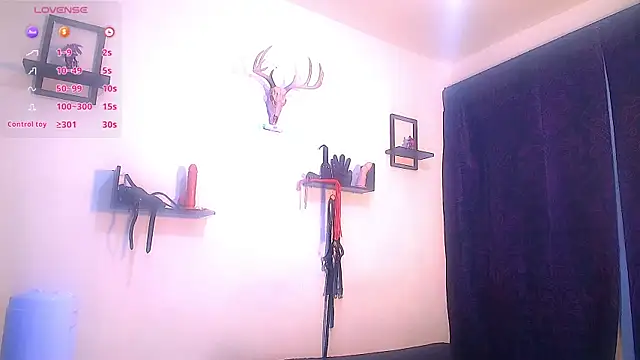 Snapshot of DakariaHills_ chatting on July 26, 2026, 2:40 am DakariaHills online show from July 26, 2026, 2:40 am