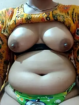 Sonirajpoot1 online show from May 8, 2026, 5:17 pm