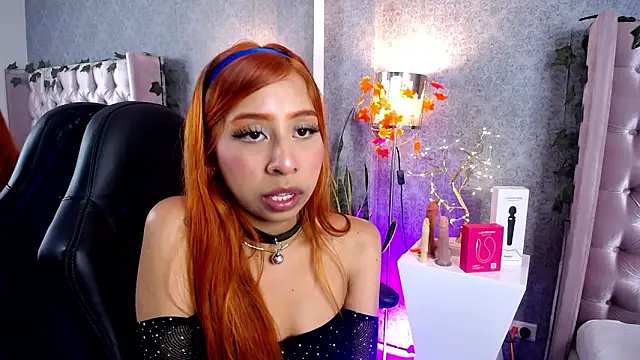 Snapshot of laila_stilwiills chatting on February 3, 2026, 6:40 am laila stilwiills online show from February 3, 2026, 6:40 am