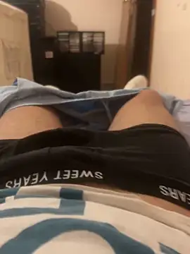 PermutedAquila online show from April 15, 2026, 7:58 pm