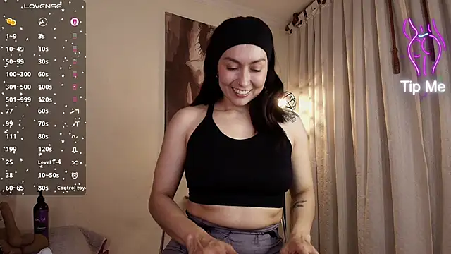 siren indira  online show from March 21, 2026, 8:13 pm