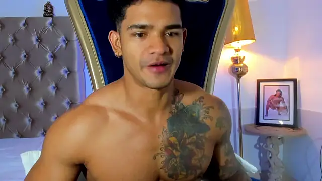 Snapshot of antonio__444 chatting on October 16, 2025, 11:07 am antonio 444 online show from October 16, 2025, 11:07 am