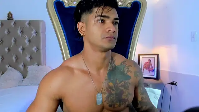 Snapshot of antonio__444 chatting on September 23, 2025, 11:17 am antonio 444 online show from September 23, 2025, 11:17 am