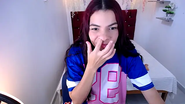 Snapshot of wild_couple_sex_69 chatting on June 17, 2026, 1:21 pm wild couple sex 69 online show from June 17, 2026, 1:21 pm