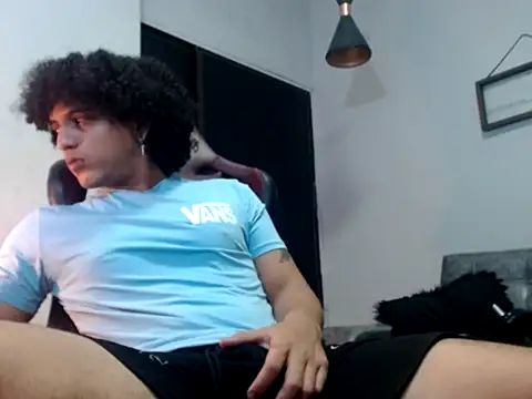 Snapshot of Xfire_boy69 chatting on November 11, 2025, 3:18 pm Xfire boy69 online show from November 11, 2025, 3:18 pm