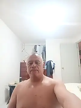 cuntico online show from October 27, 2025, 4:46 am