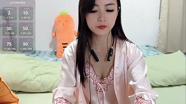 Snapshot of Yingbao-Baby chatting on December 3, 2025, 11:42 am Yingbao-Baby online show from December 3, 2025, 11:42 am