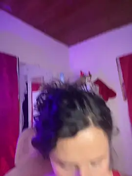 Dannaa Lovs online show from December 15, 2025, 5:30 pm