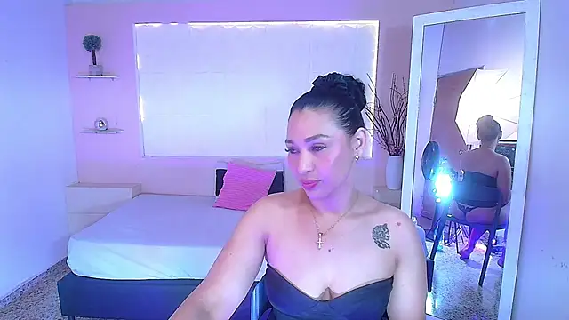 Snapshot of IvyShine7 chatting on September 25, 2025, 3:34 am IvyShine7 online show from September 25, 2025, 3:34 am