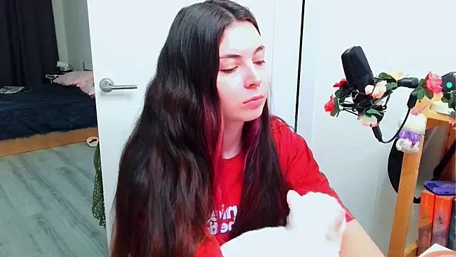 Snapshot of peachyness chatting on February 18, 2026, 6:26 pm peachyness online show from February 18, 2026, 6:26 pm