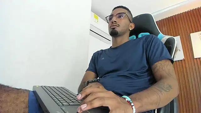 Darwin mayo online show from June 3, 2026, 5:28 pm