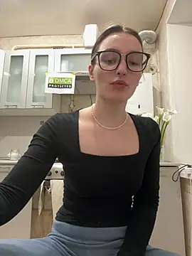 Snapshot of ZariaFlame chatting on April 23, 2026, 10:44 pm ZariaFlame online show from April 23, 2026, 10:44 pm
