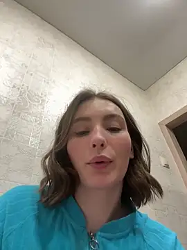 ZariaFlame online show from March 28, 2026, 11:06 pm