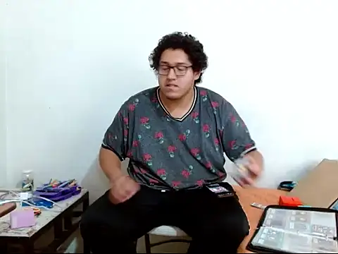 MeisanPaul online show from November 27, 2025, 9:04 pm