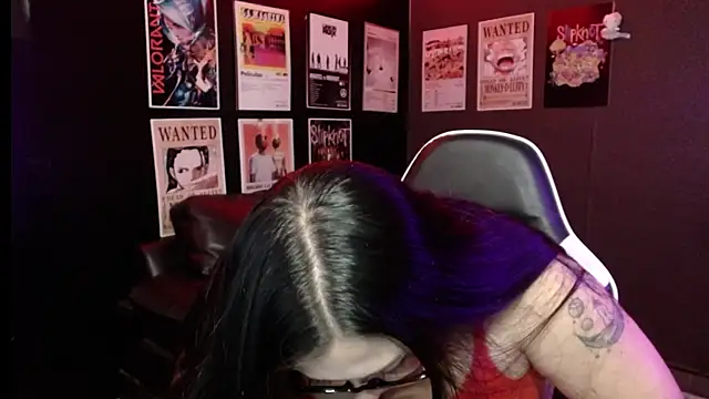 Ravendark  online show from September 19, 2025, 7:40 pm