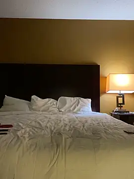 Snapshot of StaciDiamond chatting on October 31, 2025, 10:34 am StaciDiamond online show from October 31, 2025, 10:34 am