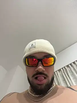 Snapshot of penebunny chatting on December 16, 2025, 5:00 am penebunny online show from December 16, 2025, 5:00 am