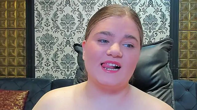 LissaBigTitts online show from December 18, 2025, 6:01 pm