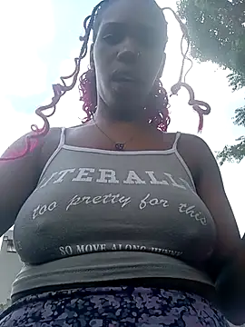 Snapshot of GoldSnowXxX chatting on November 21, 2025, 12:48 pm GoldSnowXxX online show from November 21, 2025, 12:48 pm