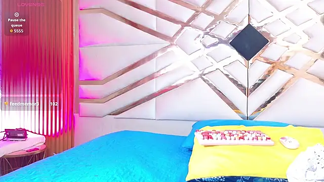 Snapshot of MySugarmoomy chatting on November 14, 2025, 2:59 am MySugarmoomy online show from November 14, 2025, 2:59 am