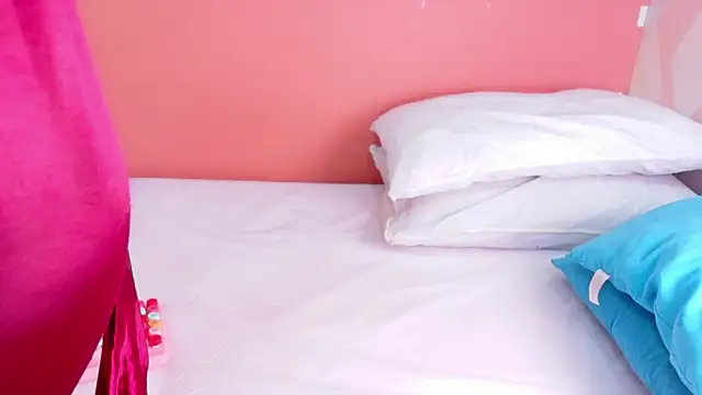 Snapshot of MySugarmoomy chatting on November 24, 2025, 12:10 am MySugarmoomy online show from November 24, 2025, 12:10 am