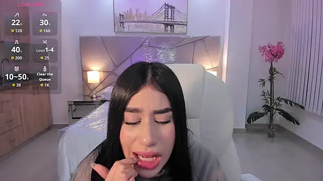 miranda crawfor online show from March 21, 2026, 2:24 am