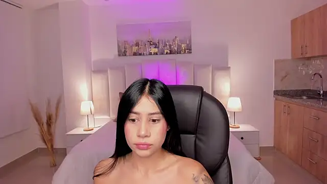 miranda crawfor online show from September 19, 2025, 11:14 am