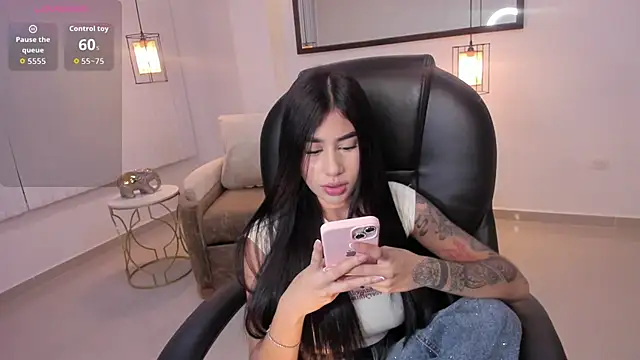 miranda crawfor online show from March 29, 2026, 4:14 am