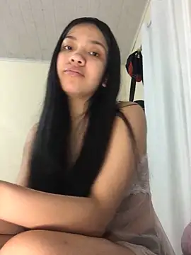 ashleyy20 online show from November 23, 2025, 8:52 pm